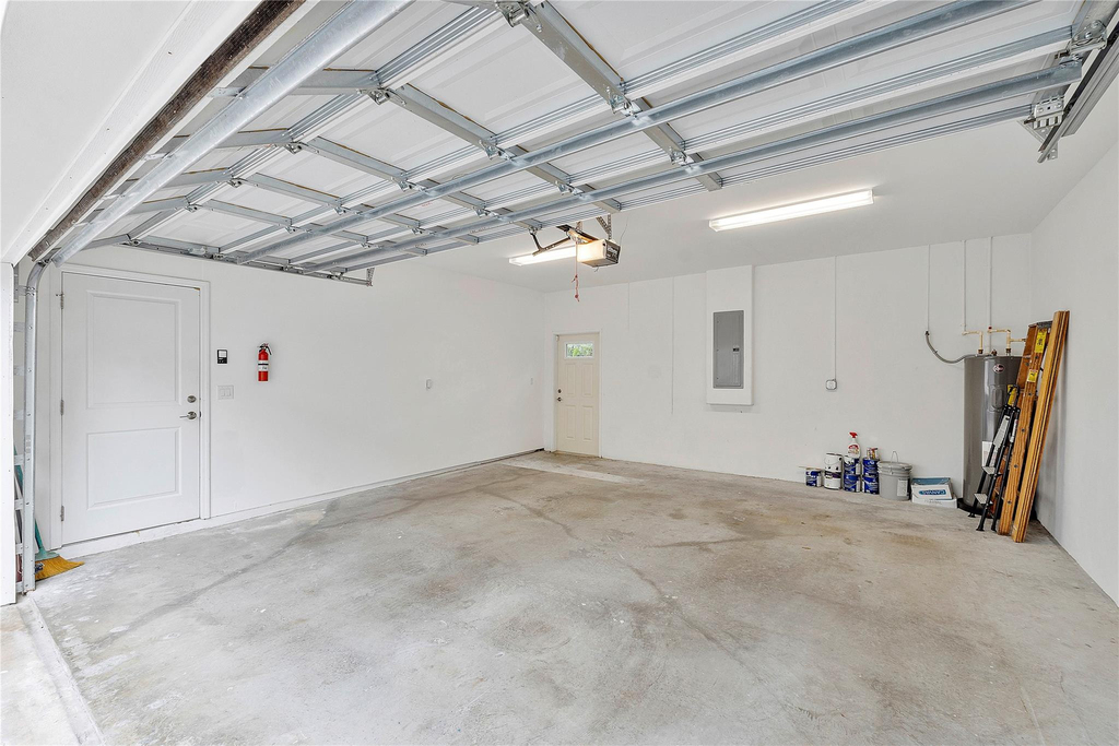 825 Ne 17th Way - Photo 29