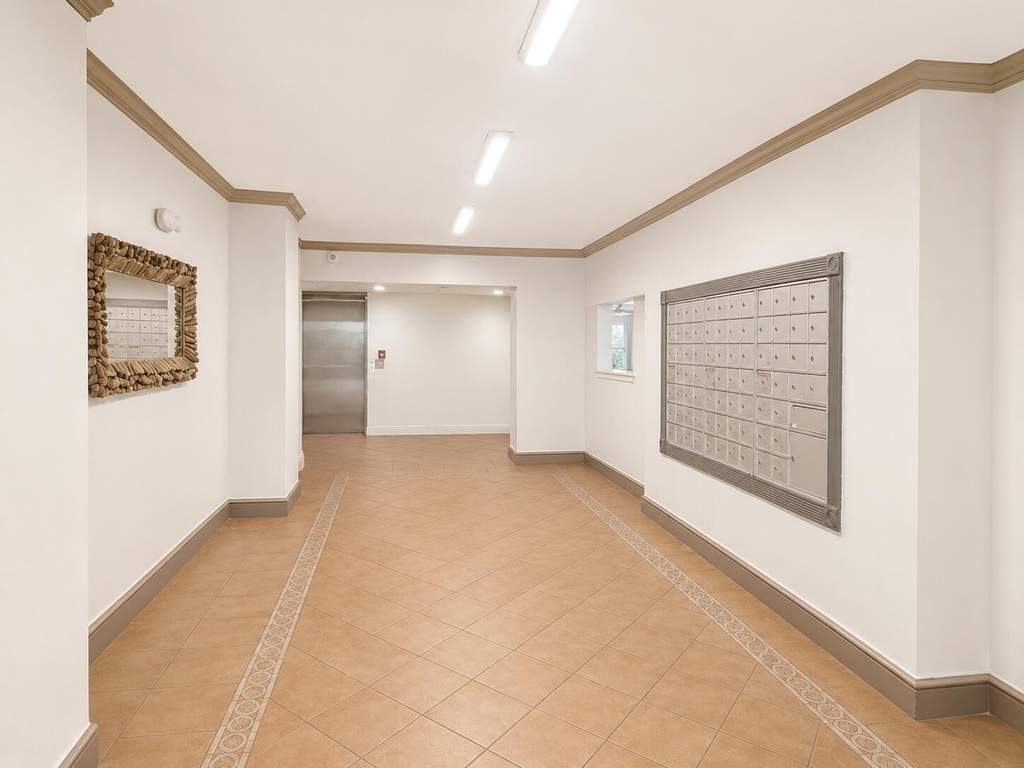 711 N Pine Island Road - Photo 1