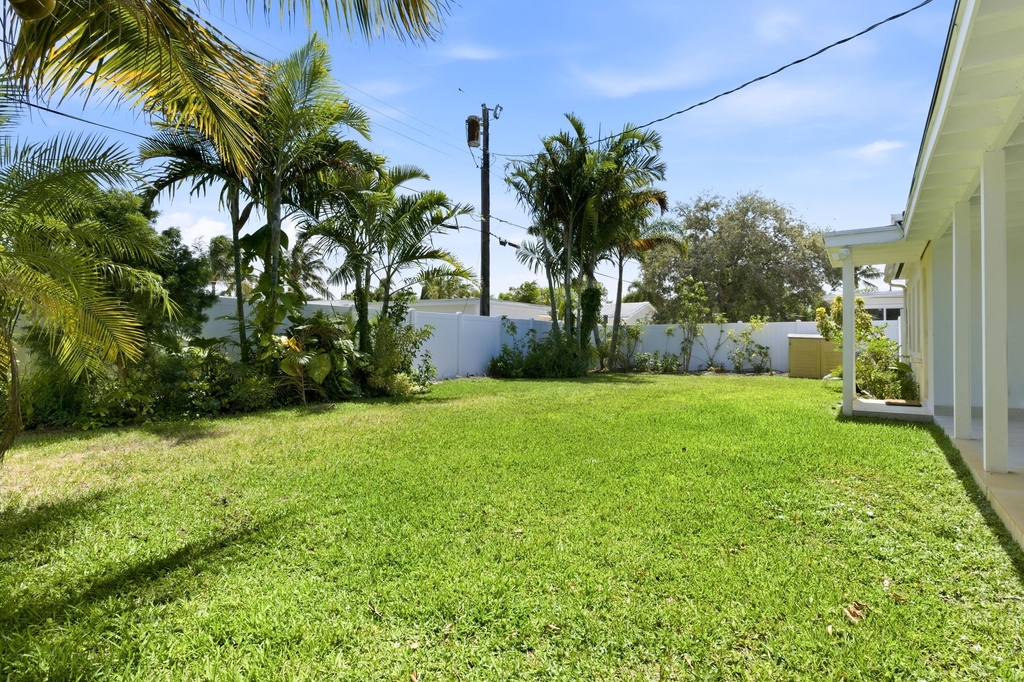 221 Princeton Drive - Photo 26