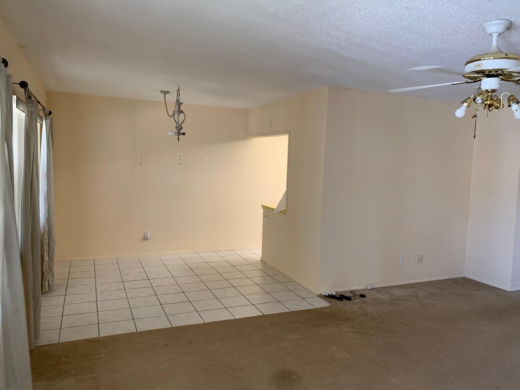2453 Ne 51st Street - Photo 9