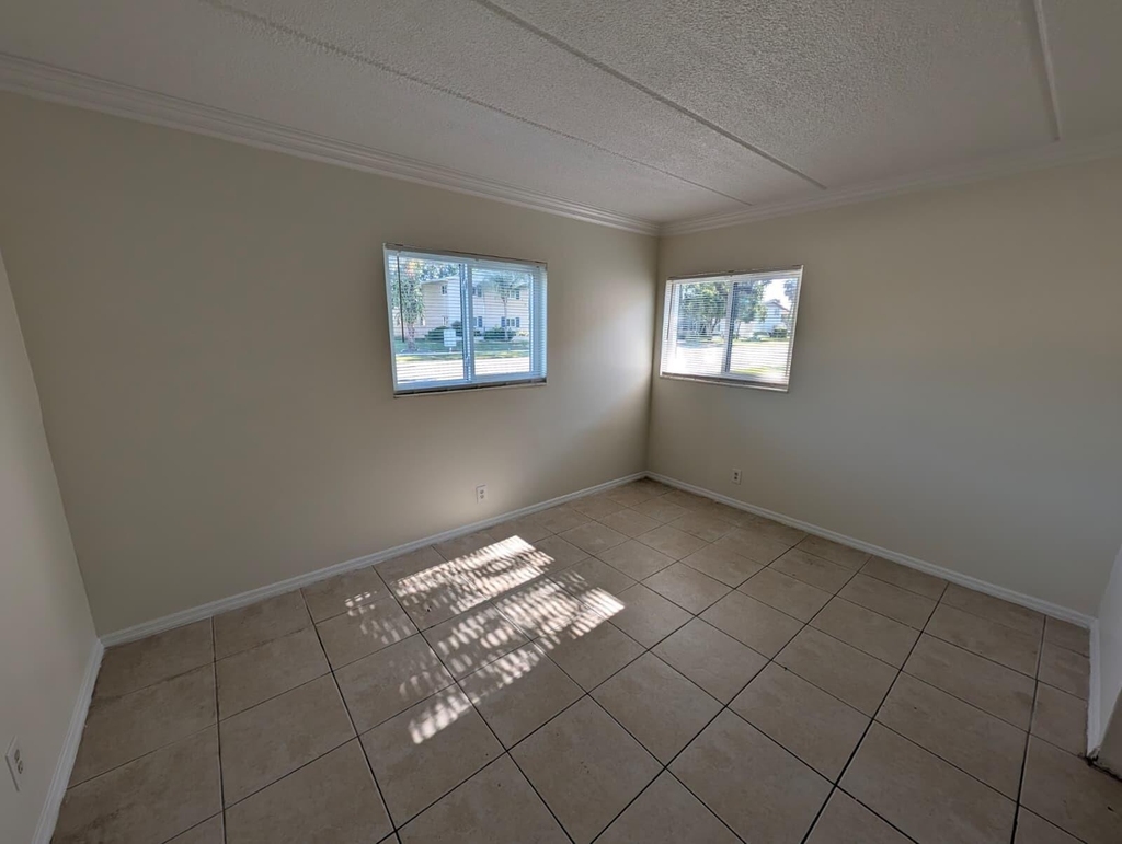 817 Lighthouse Drive - Photo 8