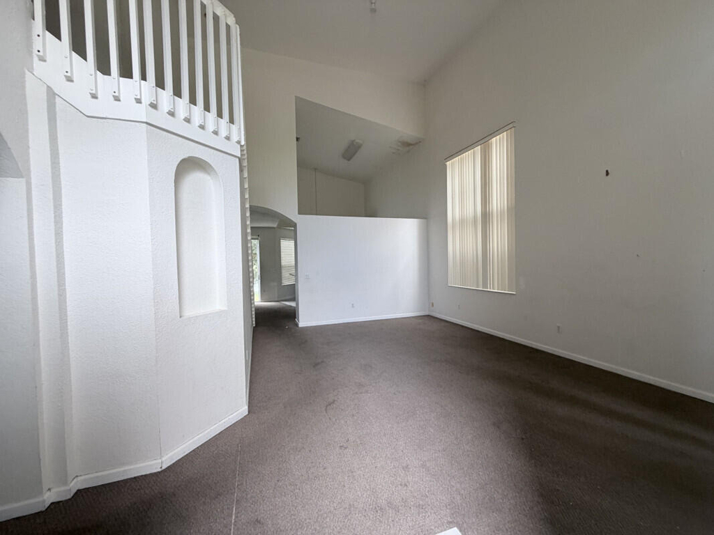 3760 Ne 15th Street - Photo 1