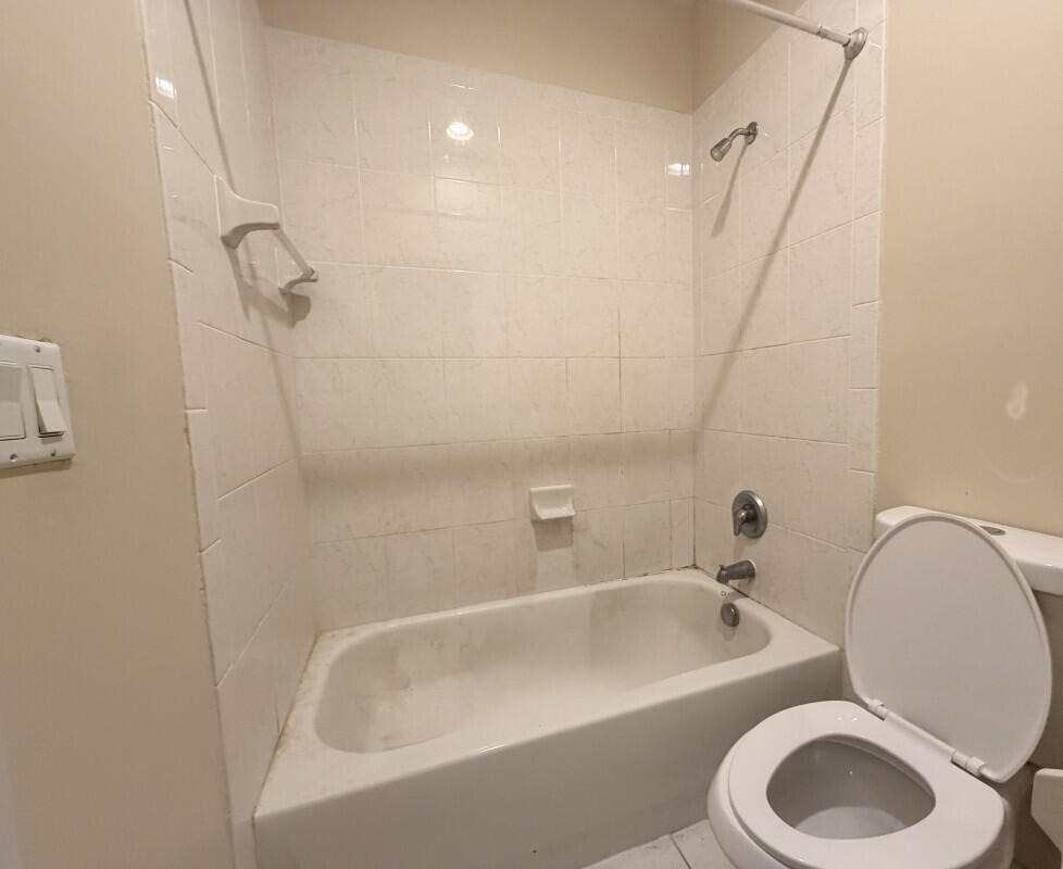 3760 Ne 15th Street - Photo 10