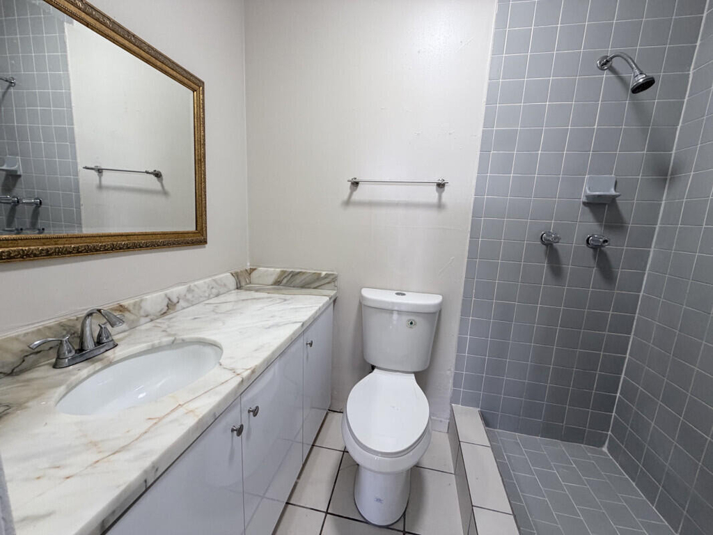 639 Sw 3rd Terrace - Photo 8