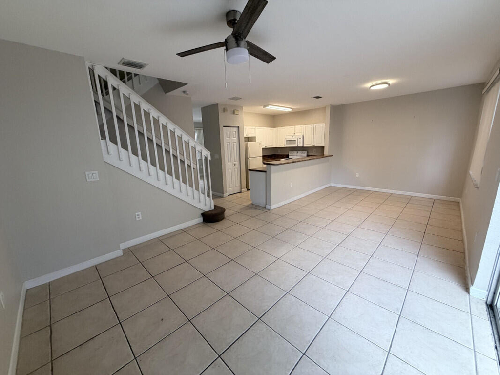 933 Ne 42nd Avenue - Photo 3