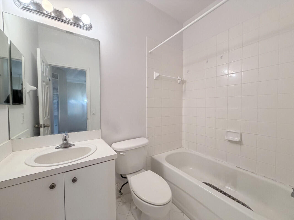 933 Ne 42nd Avenue - Photo 11