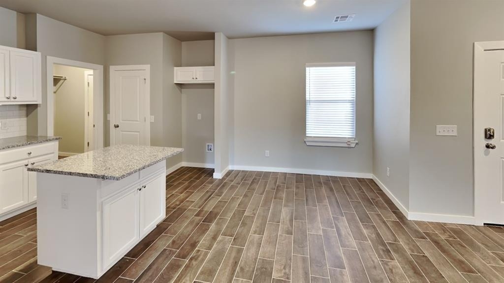 12432 Armstrong Drive - Photo 7