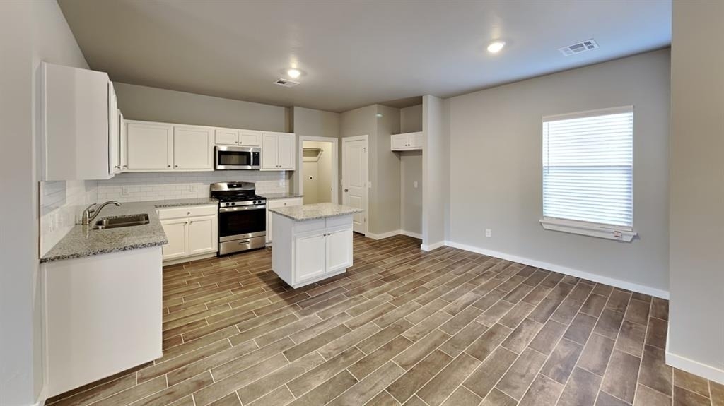 12432 Armstrong Drive - Photo 6