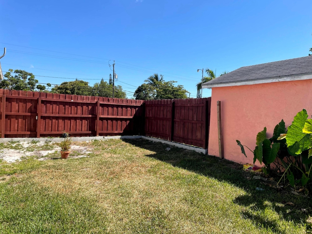 3901 Lakewood Road - Photo 4