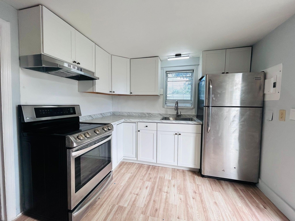 3901 Lakewood Road - Photo 1