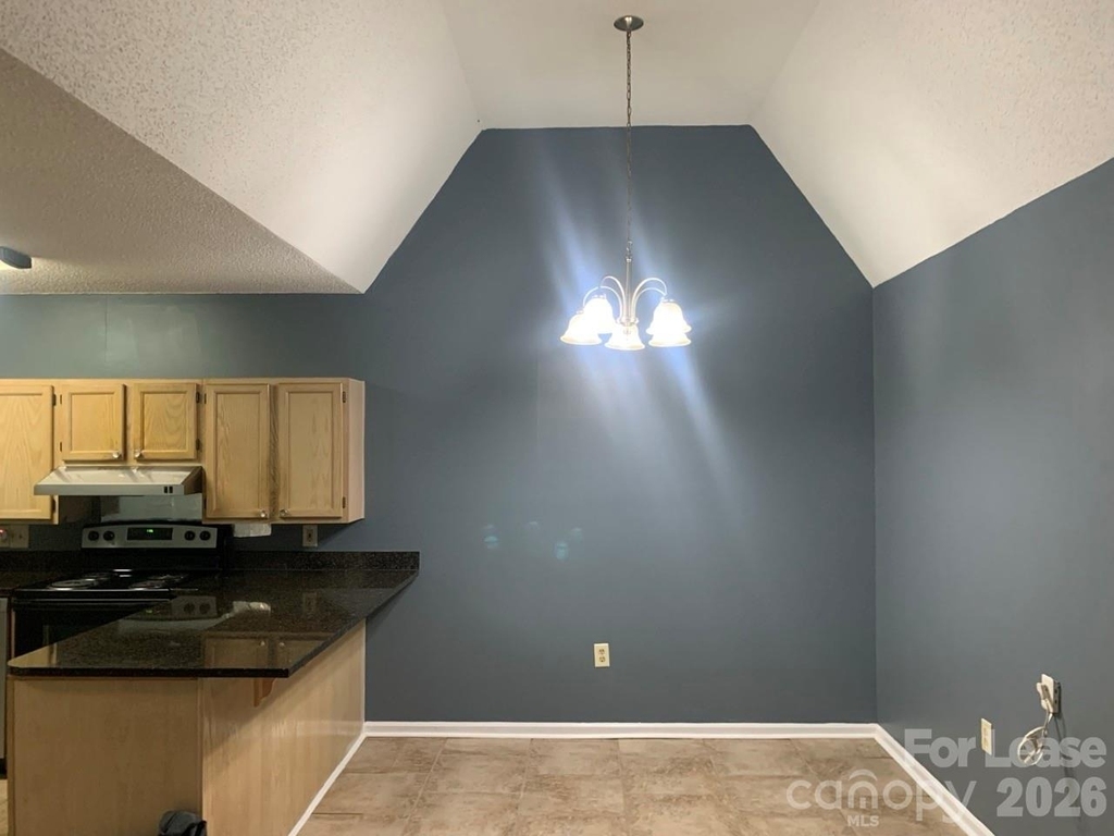216 W Statesville Avenue - Photo 2