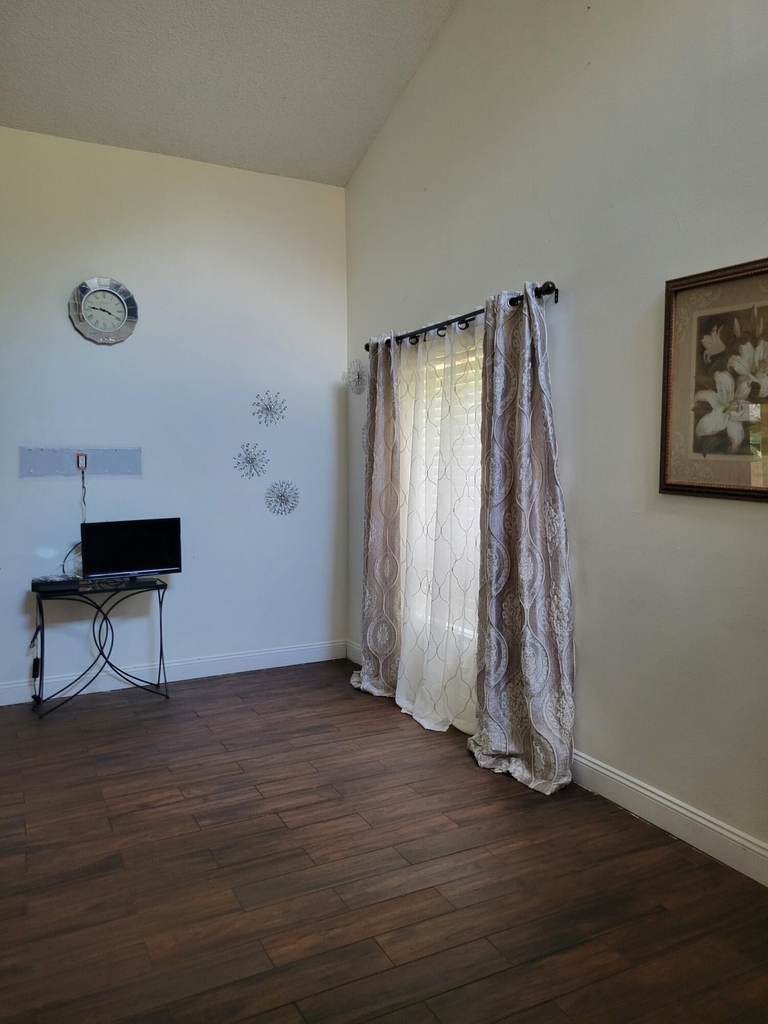 3605 Nw 21st Court - Photo 11