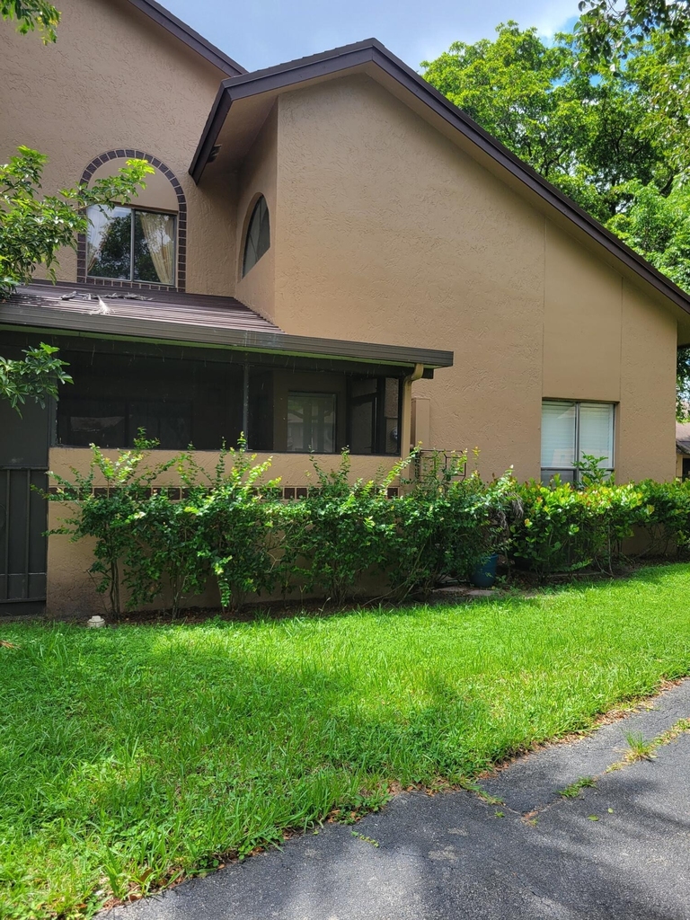 3605 Nw 21st Court - Photo 2