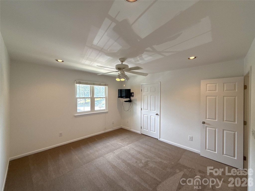 6034 Heath Valley Road - Photo 7
