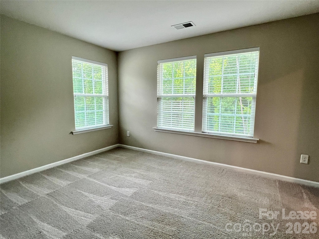 601 Deep River Way - Photo 14