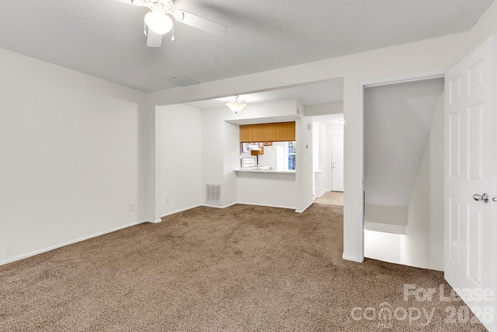 630 Lex Drive - Photo 5