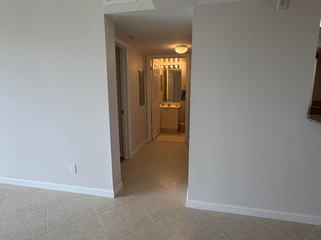 519 E Sheridan Street - Photo 11