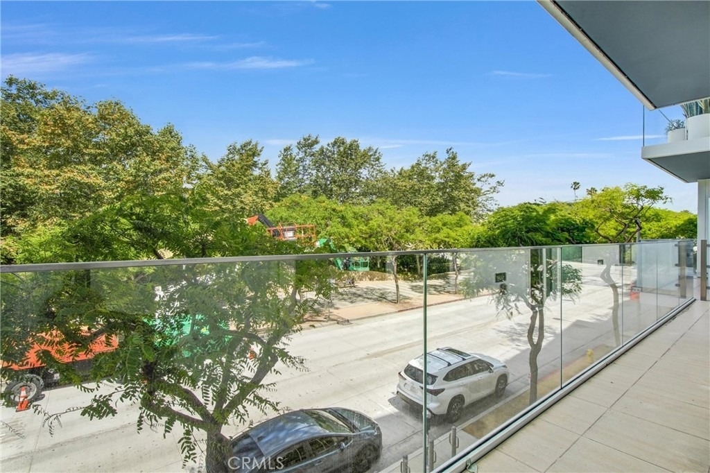1705 Ocean - Photo 24