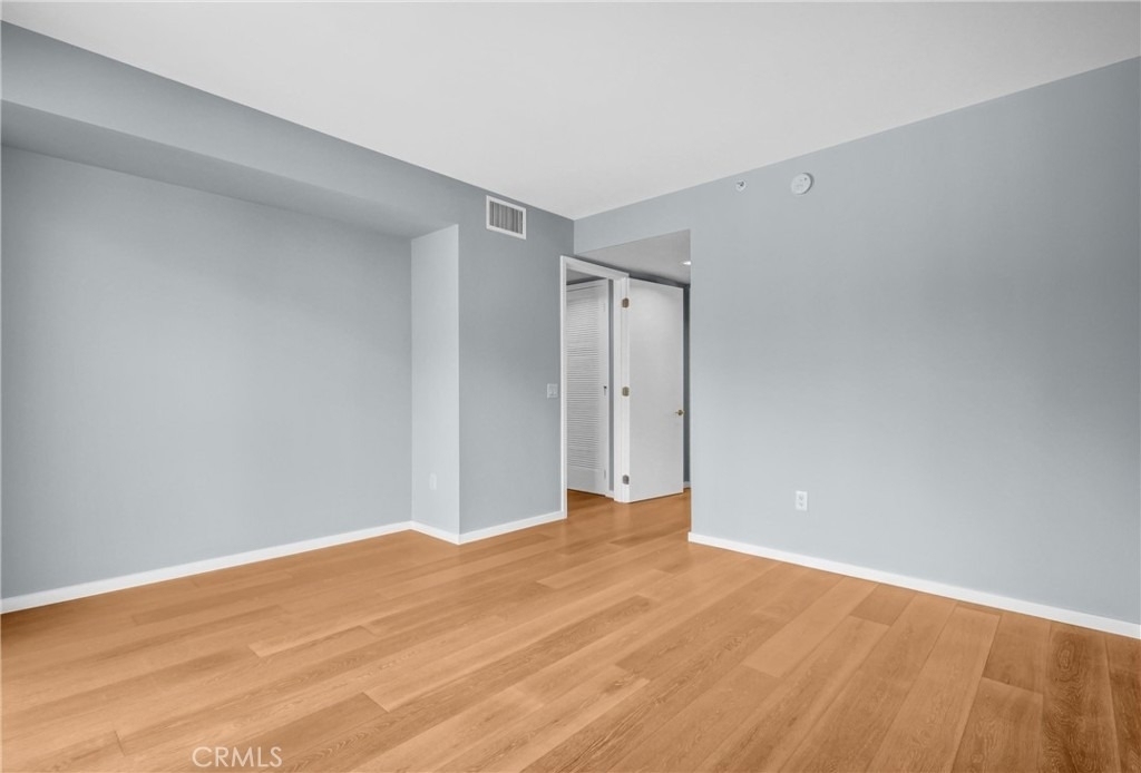 1705 Ocean - Photo 16