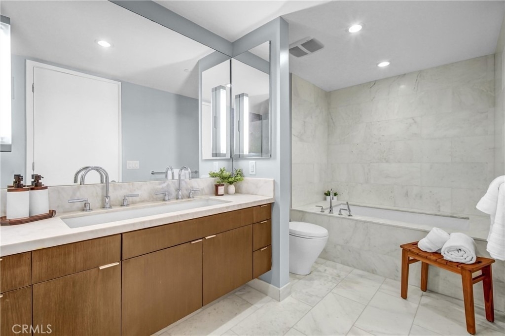 1705 Ocean - Photo 19