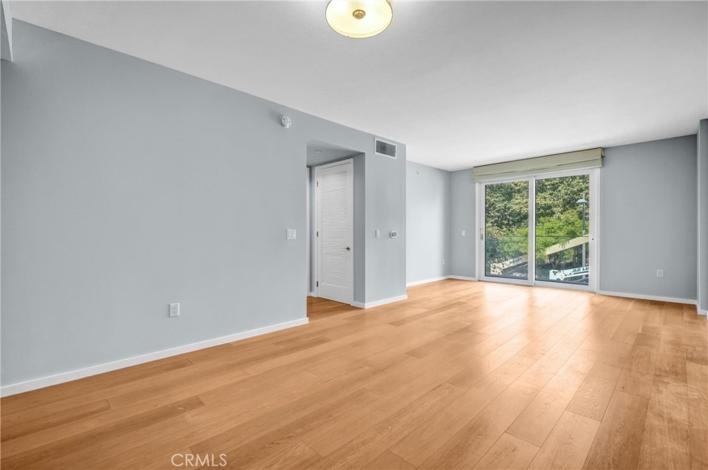 1705 Ocean - Photo 11