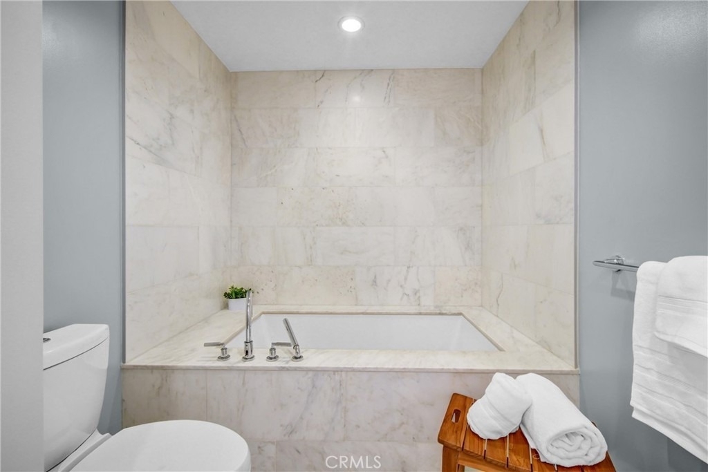 1705 Ocean - Photo 20