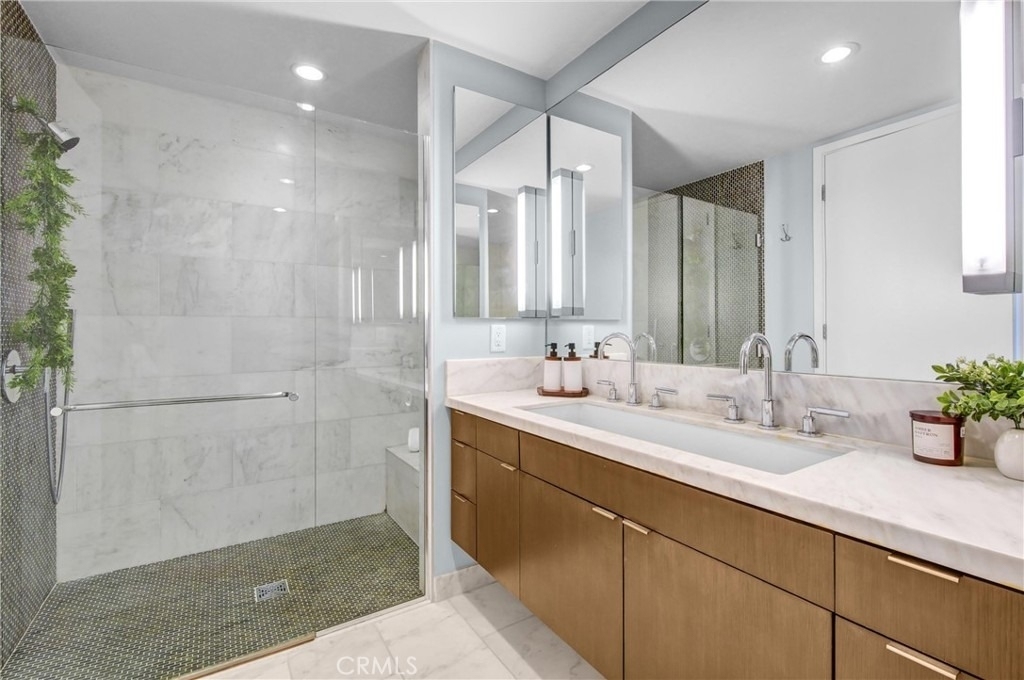 1705 Ocean - Photo 18