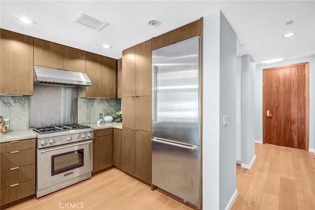 1705 Ocean - Photo 10