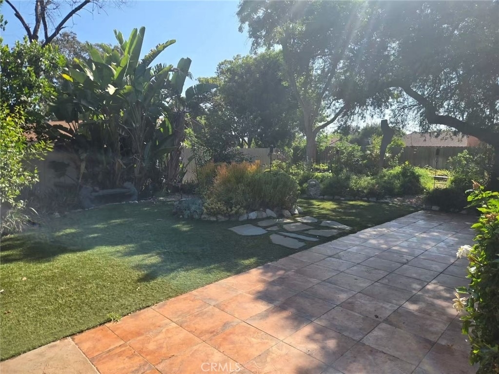 444 Redlands Avenue - Photo 35