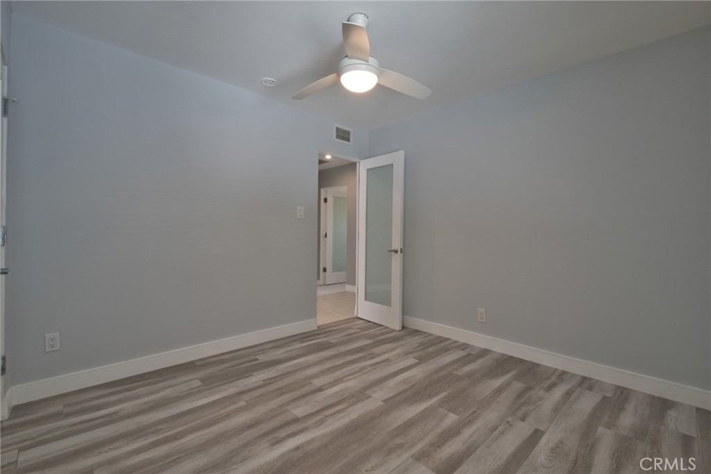 20516 Clark Street - Photo 17