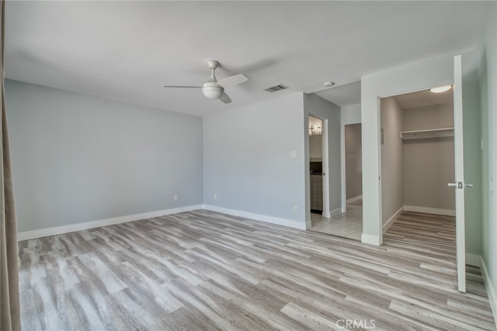 20516 Clark Street - Photo 12