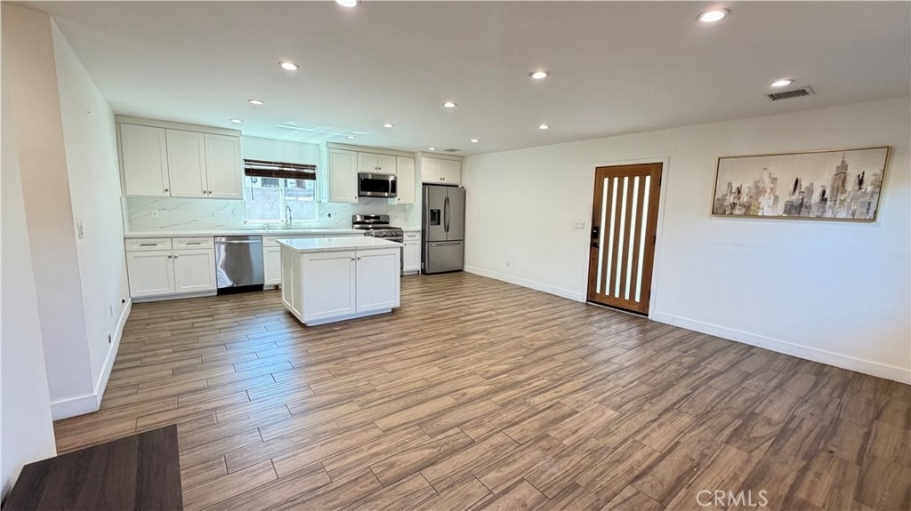 7257 Wilbur Avenue - Photo 3