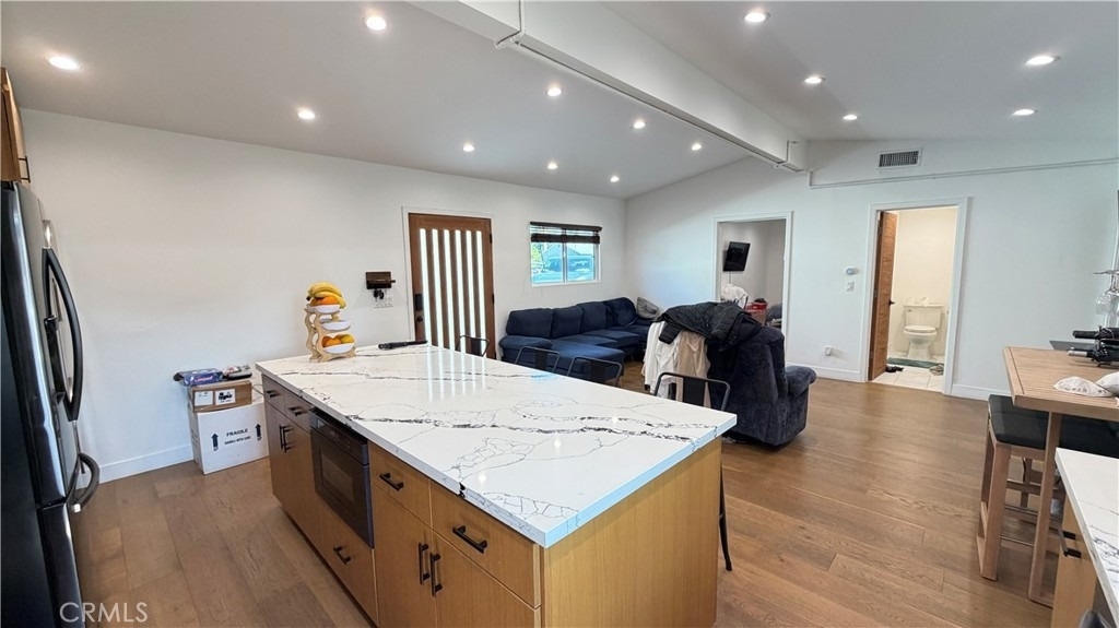 7257 Wilbur Avenue - Photo 3