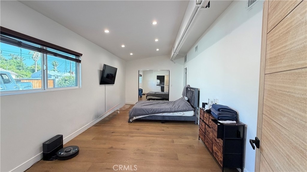 7257 Wilbur Avenue - Photo 9