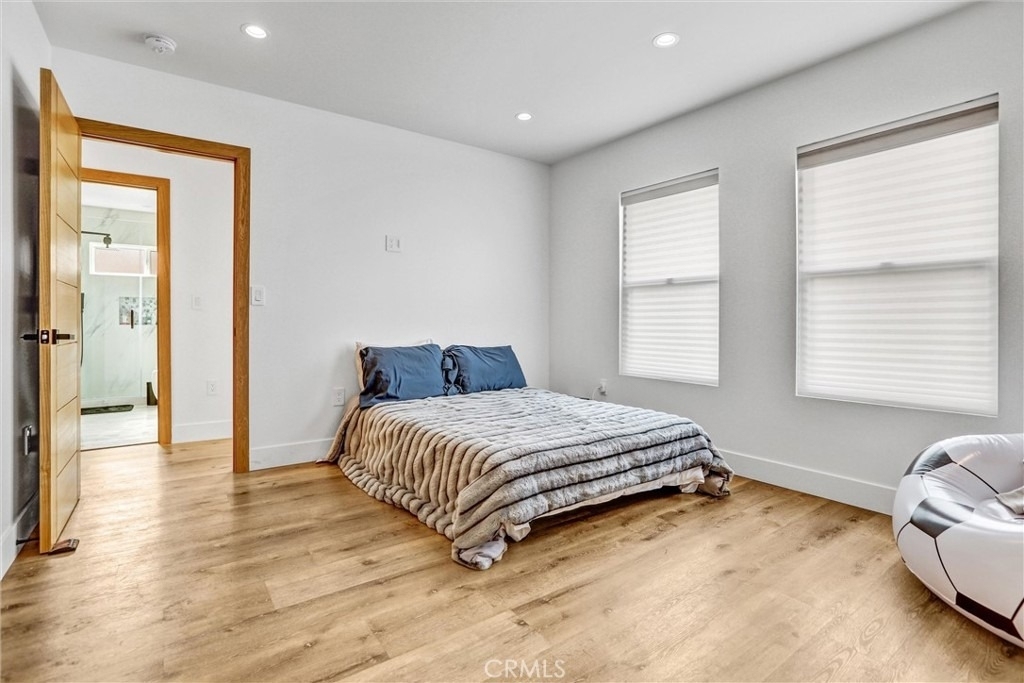 6900 Corbin Avenue - Photo 14