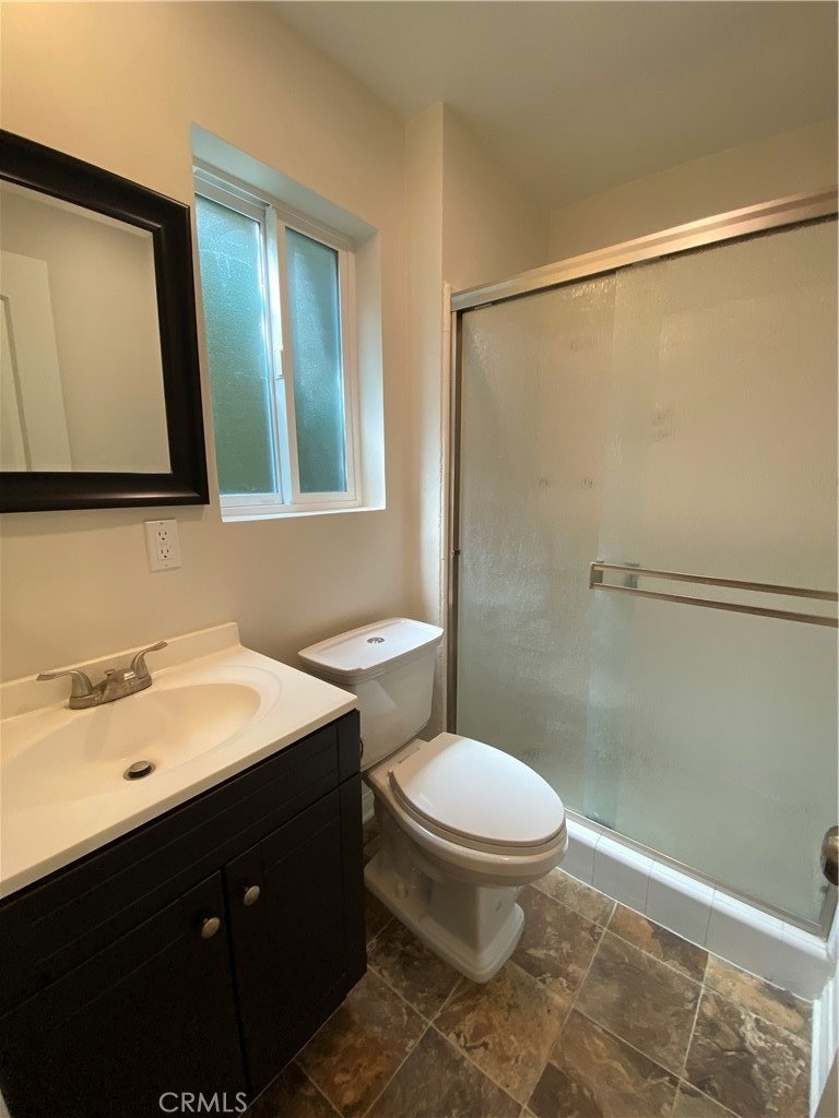 665 W 34th - Photo 5