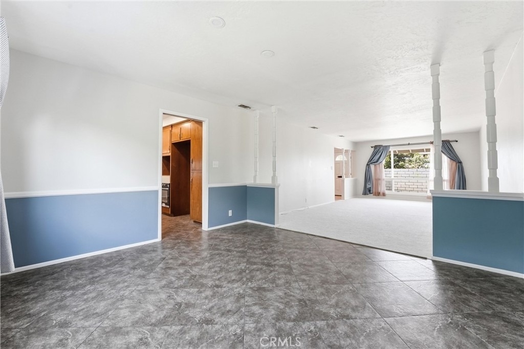 1163 N Lincoln - Photo 12