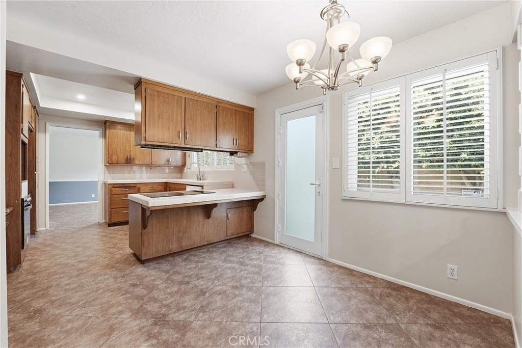 1163 N Lincoln - Photo 9