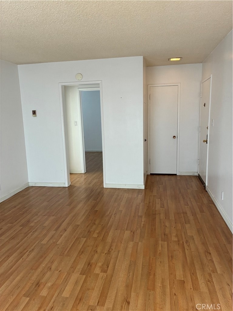 1525 E 2nd Street - Photo 1