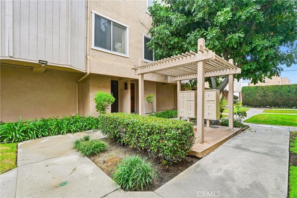 334 S Walnut Unit D (11) - Photo 19