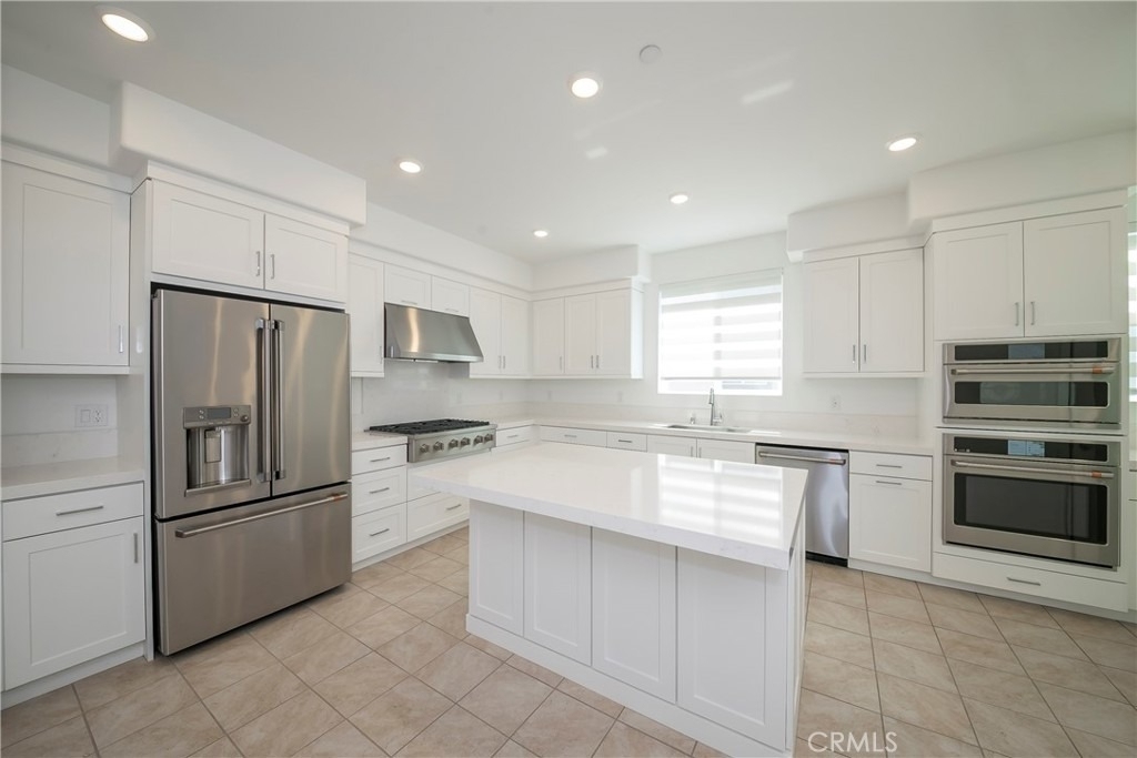 1809 Lychee St - Photo 3