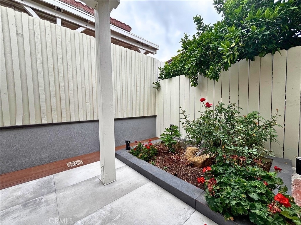 8203 Owens - Photo 23