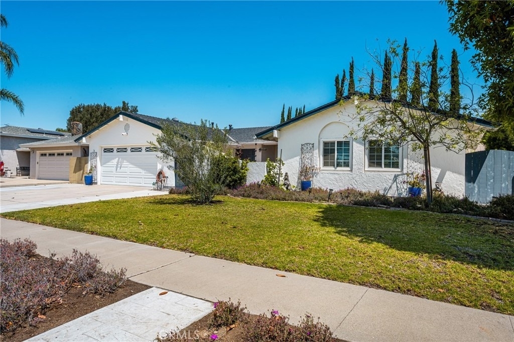 2221 E Viking - Photo 2