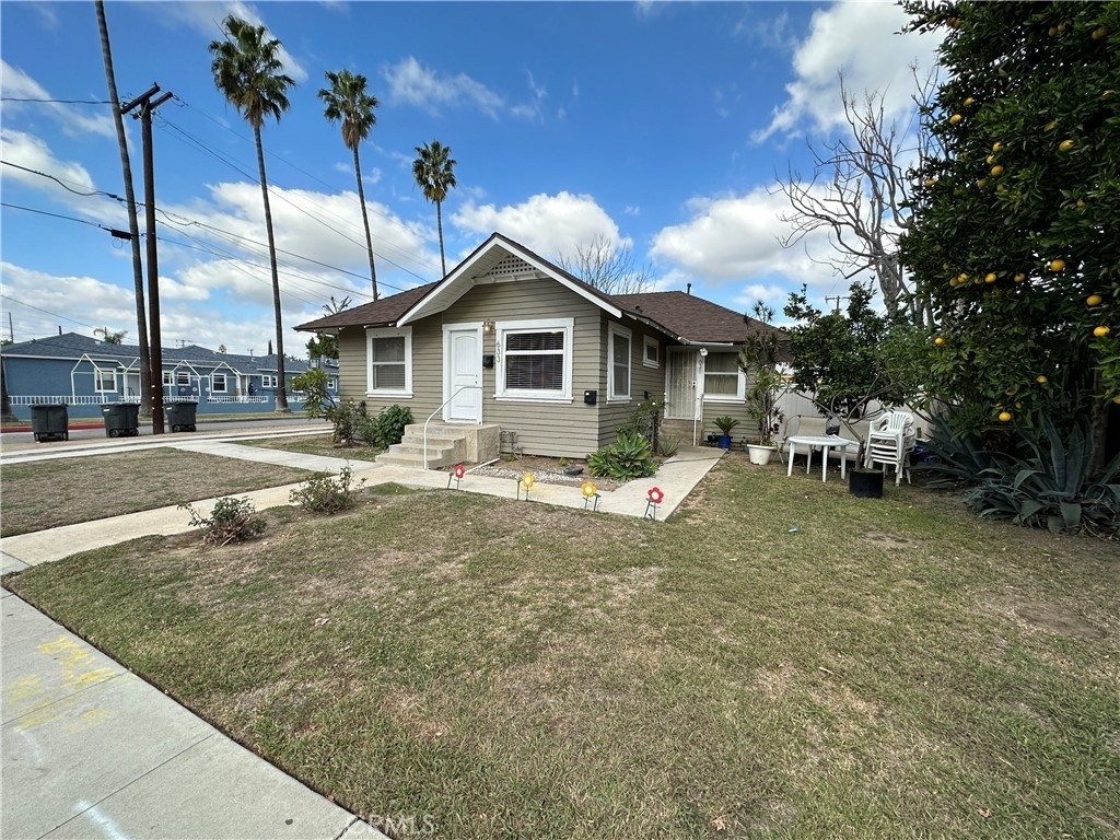 633 W Maple Avenue - Photo 3