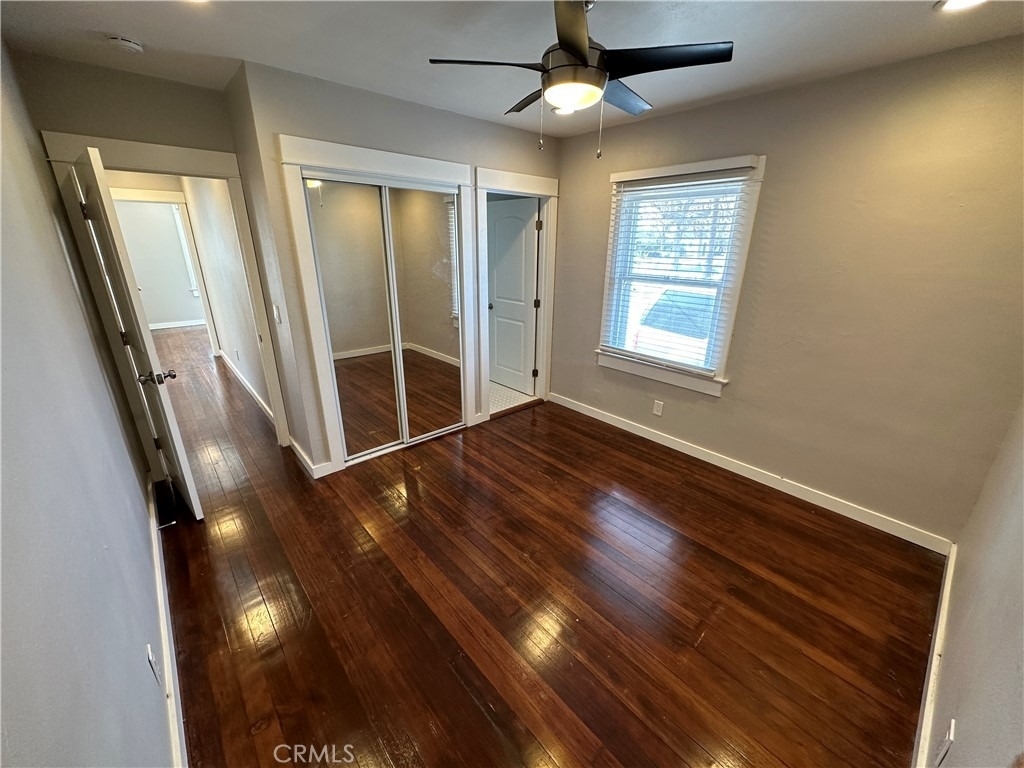 633 W Maple Avenue - Photo 23