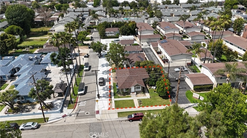 633 W Maple Avenue - Photo 30