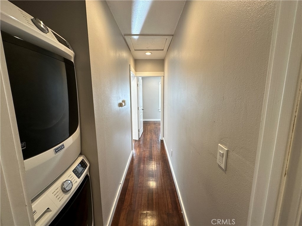633 W Maple Avenue - Photo 16