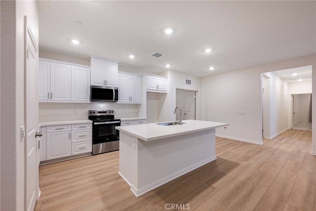 1231 Trojan Circle - Photo 13
