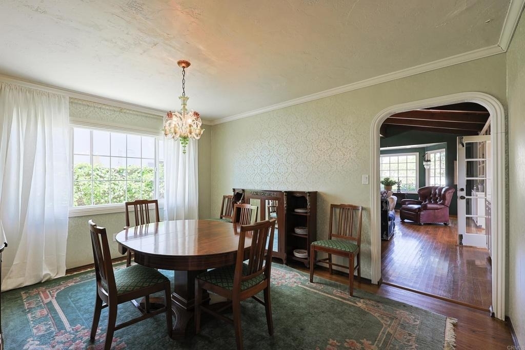 610 Country Club - Photo 9