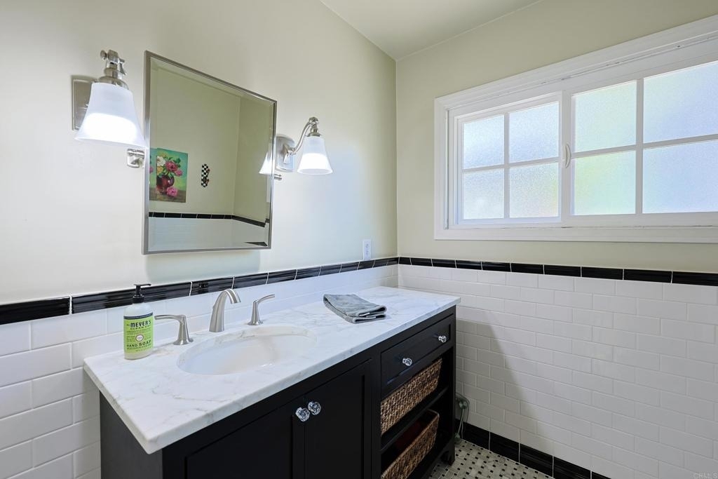 610 Country Club - Photo 31